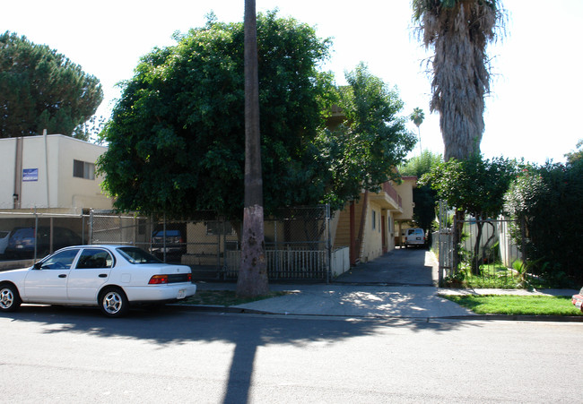 14770 Erwin St in Van Nuys, CA - Building Photo - Building Photo