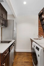 316 W 14th St in New York, NY - Building Photo - Building Photo