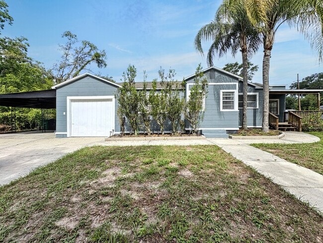 property at 1223 E North St