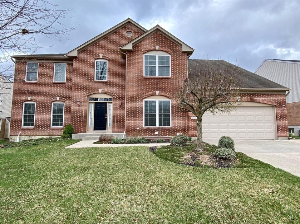 5611 Squires Gate Dr in Mason, OH - Building Photo