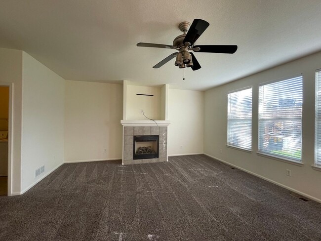 247 Bonanza Dr in Erie, CO - Building Photo - Building Photo