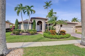 2553 Jardin Manor in Weston, FL - Building Photo - Building Photo