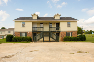 106 Carmine Cir in Madison, AL - Building Photo