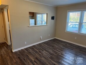 803 Cherry St in Statesville, NC - Building Photo - Building Photo