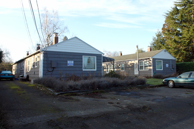 6840-6850 NE Going in Portland, OR - Building Photo - Building Photo