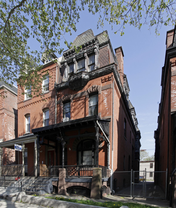 3315 Powelton Ave in Philadelphia, PA - Building Photo