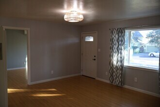 770 Verano Ave in Sonoma, CA - Building Photo - Building Photo