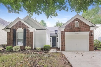 10509 Brawley Ln in Charlotte, NC - Building Photo - Building Photo