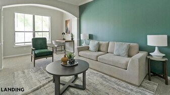 777 Preston St, Unit 10L in Houston, TX - Building Photo
