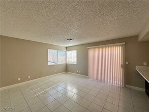 120 Clifton Heights Dr in Las Vegas, NV - Building Photo - Building Photo