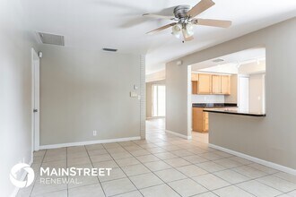 1461 Wyndcliff Dr in Wellington, FL - Foto de edificio - Building Photo