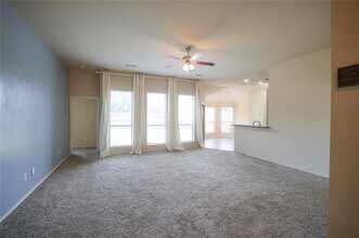 2101 Oakridge Dr in Little Elm, TX - Building Photo - Building Photo