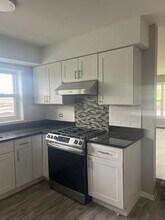 1407 Roosevelt Rd in Wheaton, IL - Building Photo - Building Photo