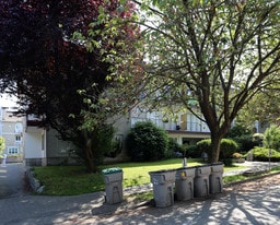 1960 W 7th Ave in Vancouver, BC - Building Photo