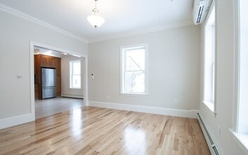 76 Main St in Upton, MA - Building Photo - Building Photo