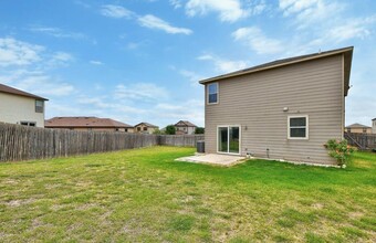 191 Cushman Dr in Kyle, TX - Building Photo - Building Photo