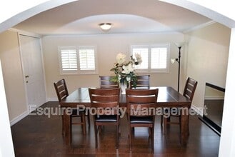 341 Julian St in Oxnard, CA - Building Photo - Building Photo