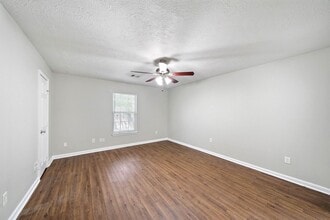 3224 Scotch Moss Ln in La Porte, TX - Building Photo - Building Photo