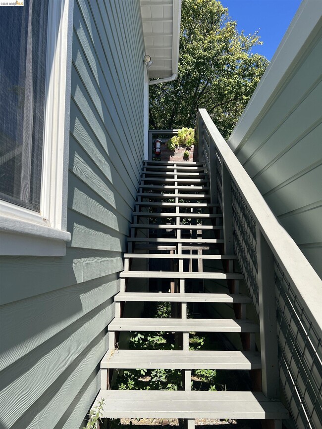 property at 1425 Oxford St