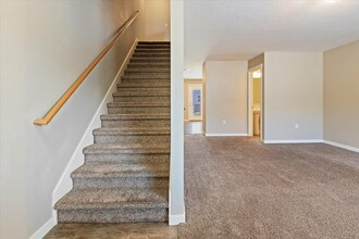 Timbercreek Townhomes in Nampa, ID - Foto de edificio - Building Photo
