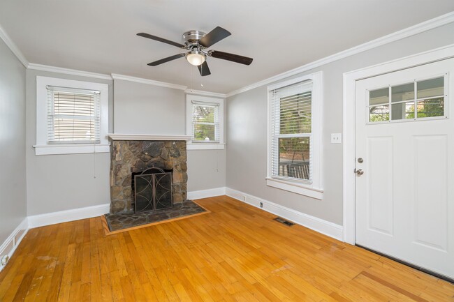 property at 1712 Boyd St