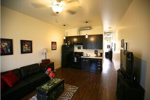 Eco Flats Apartments in Portland, OR - Building Photo
