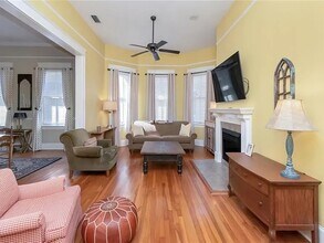 1203 New St Francis St, Unit C13 in Mobile, AL - Building Photo - Building Photo