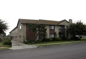 612 N Chandler Ave Apartments