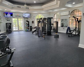 6137 Metrowest Blvd in Orlando, FL - Building Photo - Building Photo