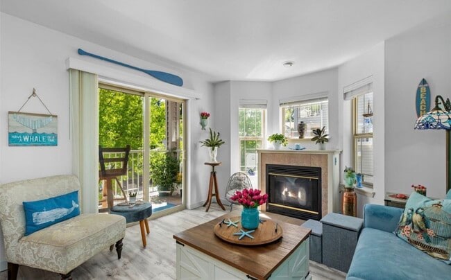 20800 72nd Ave W in Edmonds, WA - Building Photo - Building Photo