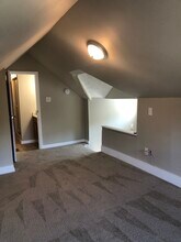 131 Clinton St in Columbus, OH - Foto de edificio - Building Photo