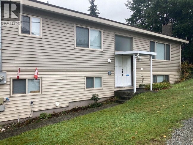 property at 5704 Dundas St