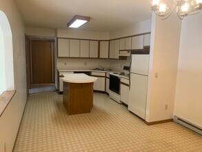 1125 Technology Way in Chippewa Falls, WI - Building Photo - Building Photo