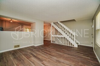 5064 Cashion Dr in Hilliard, OH - Building Photo - Building Photo