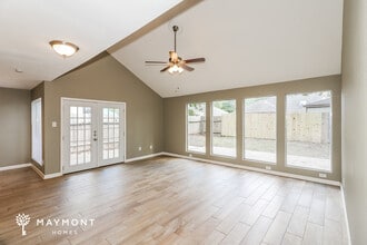 15907 Red Willow Dr in Houston, TX - Building Photo - Building Photo