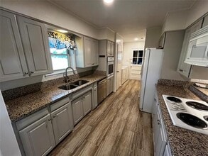 3256 Bennett Rd in Howe, TX - Building Photo - Building Photo