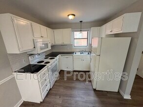 7305 Leesville Rd in Raleigh, NC - Building Photo - Building Photo