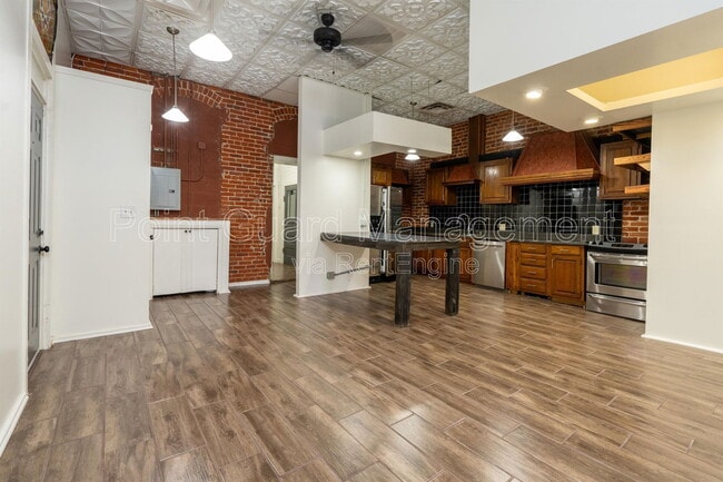property at 518 E Douglas Ave