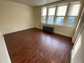 809 N 4th St in Allentown, PA - Building Photo