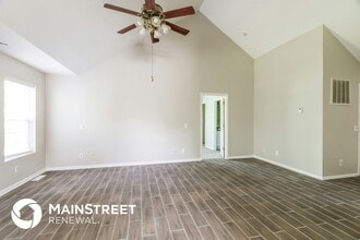739 Helmwood Cir in Mount Washington, KY - Building Photo - Building Photo