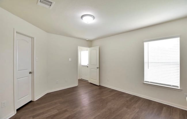 15418 Hillside Ml Dr in Humble, TX - Building Photo - Building Photo