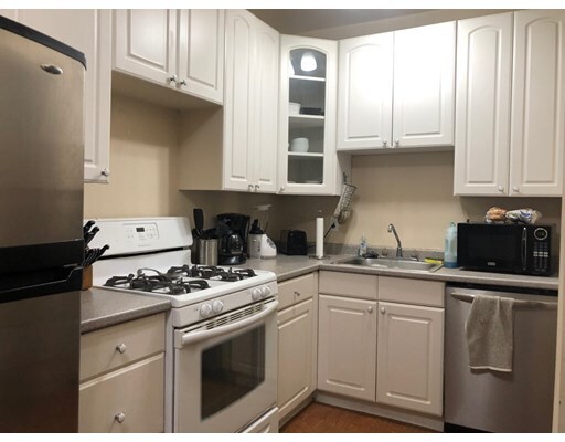 119 L St in Boston, MA - Building Photo