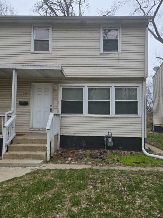 property at 3604 E 9th Ave