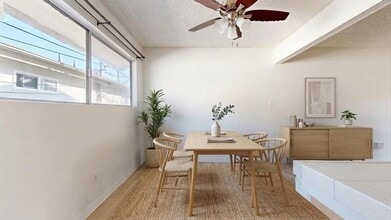 1306 Amethyst St in Redondo Beach, CA - Foto de edificio - Building Photo