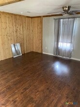 103 Bulldog St in Thorndale, TX - Building Photo - Building Photo