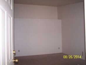 740 Benjamin Ave in Cottage Grove, OR - Building Photo - Building Photo