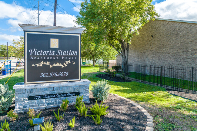 Victoria Station in Victoria, TX - Building Photo - Building Photo