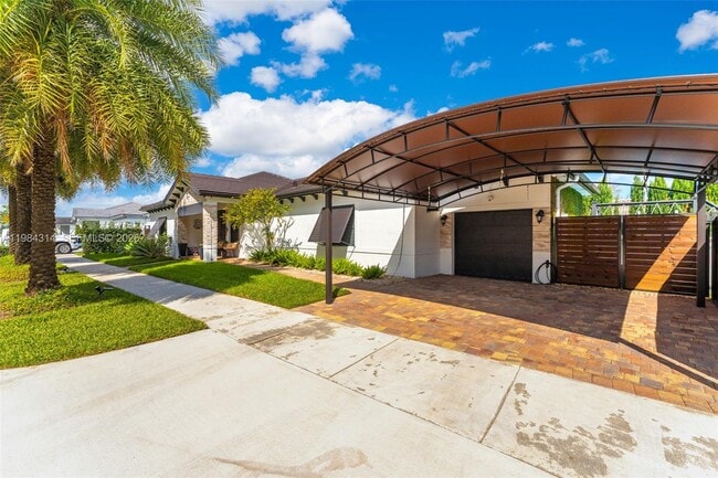 17805 SW 114th Ct in Cutler Bay, FL - Building Photo - Building Photo