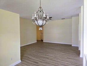 5131 SE Sweetbrier Terrace in Hobe Sound, FL - Building Photo - Building Photo