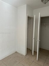 16190 NE 19th Pl in North Miami Beach, FL - Building Photo - Building Photo